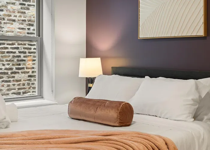Cozy 3bd 2bath Retreat With Balcony Апартаменты *